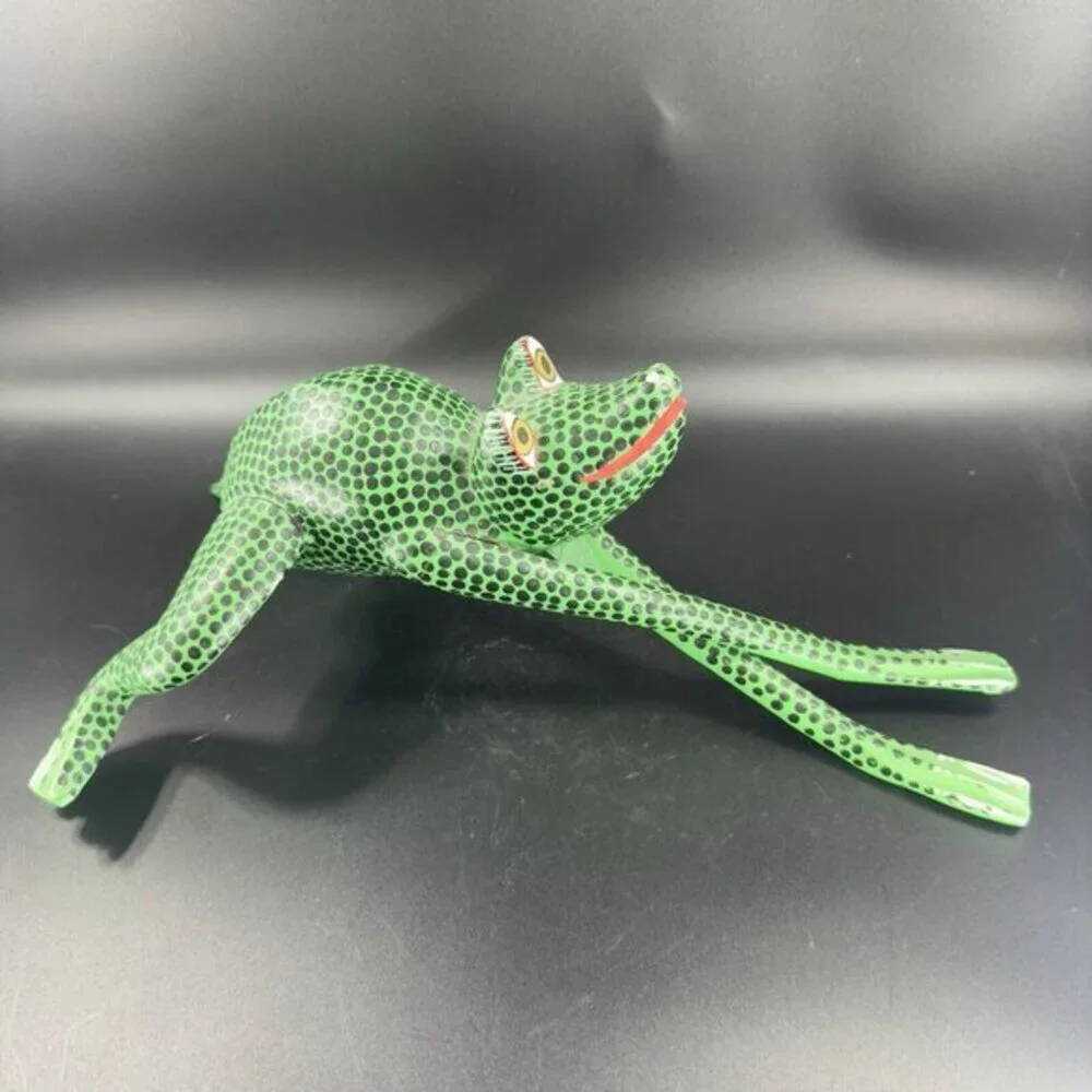 Francisco‎ Esteban Hernandez Mexican Folk Art Wood Long Frog Animal Signed AS IS
